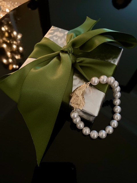 Akoya Pearl Bracelet with 14k Oyster Clasp