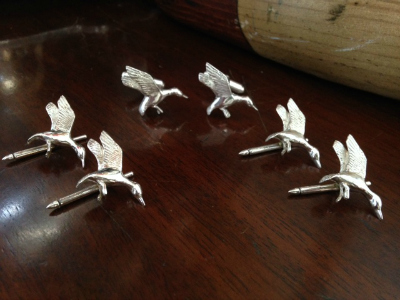 SEWE Duck Dress Studs