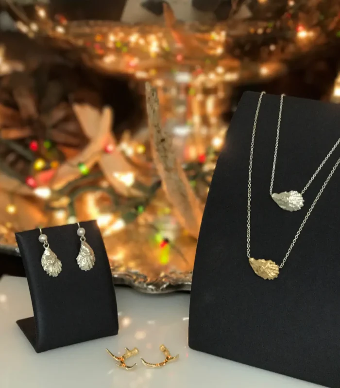 Dainty Oyster Necklace